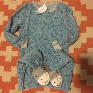 NWT Carter's 4T Footie Pajamas